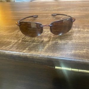 Maui Jim sunglasses with case